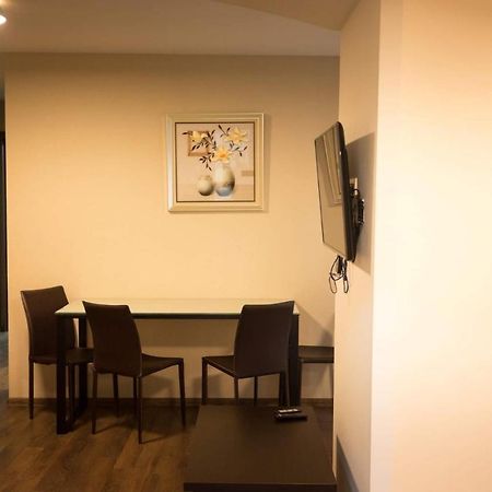 City Center Apart Hotel Тбілісі Екстер'єр фото